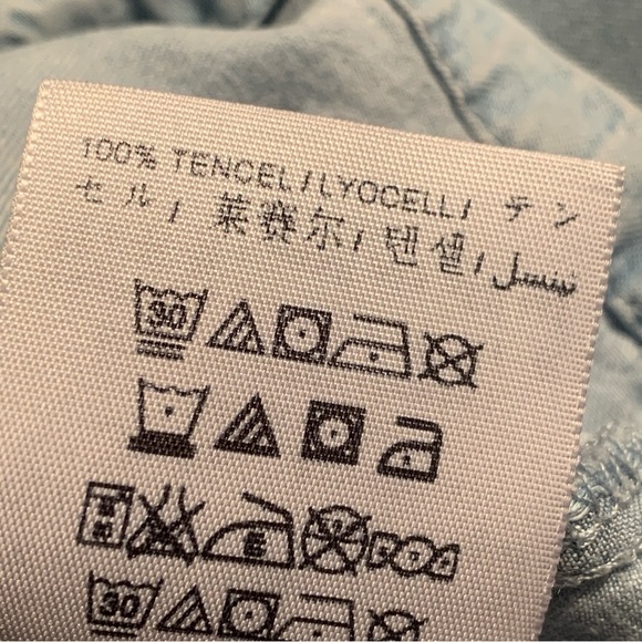 Guess Off the Shoulder Chambray Blouse - Picture 6 of 6